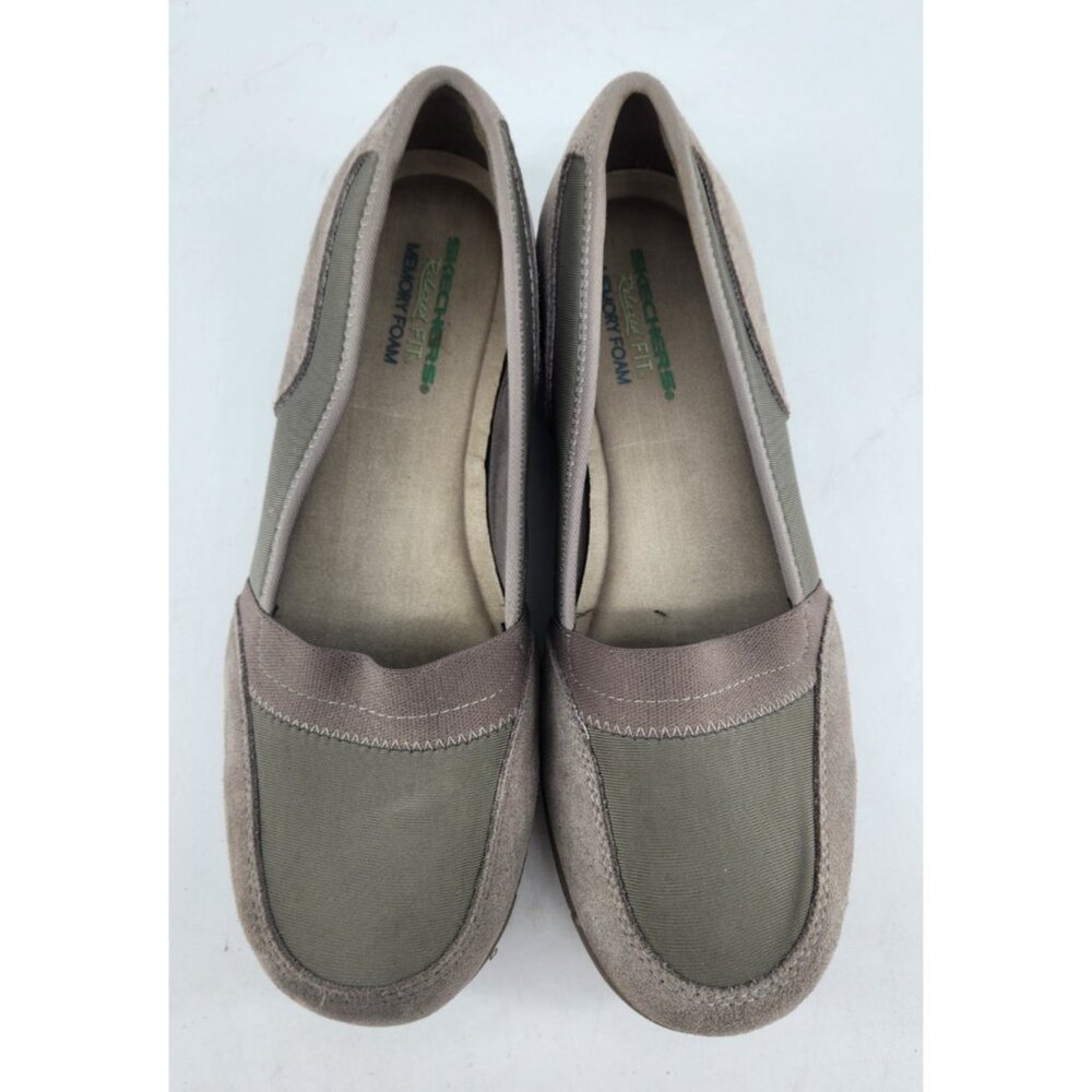 Skechers Women's Size 9.5 Slip On Taupe Leather Casual Comfort Low Top Shoes - Picture 3 of 11